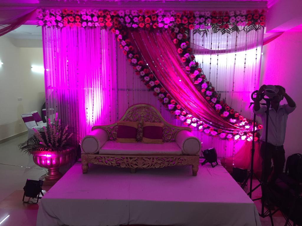 Hotel Kashish residencia&Banquet Noida Exterior foto
