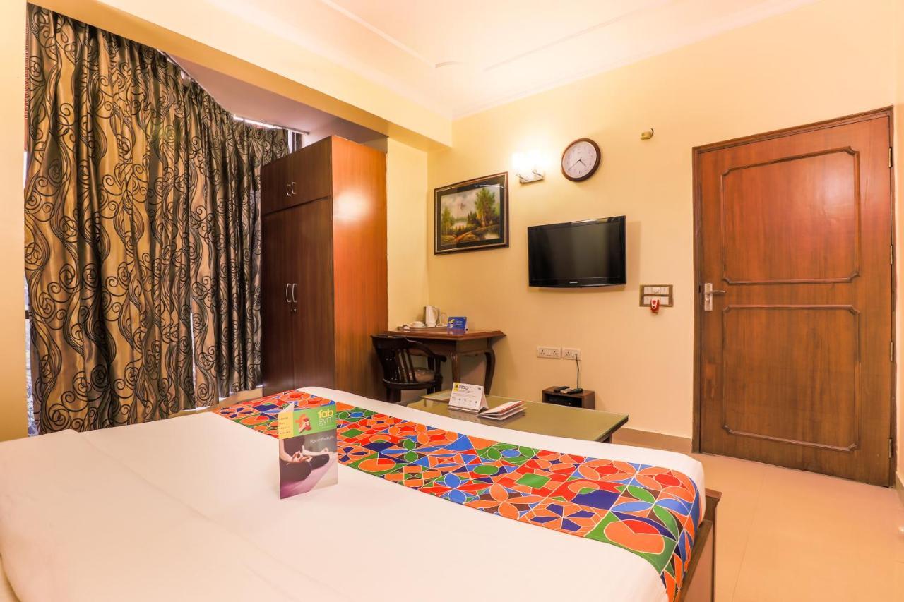 Hotel Kashish residencia&Banquet Noida Exterior foto