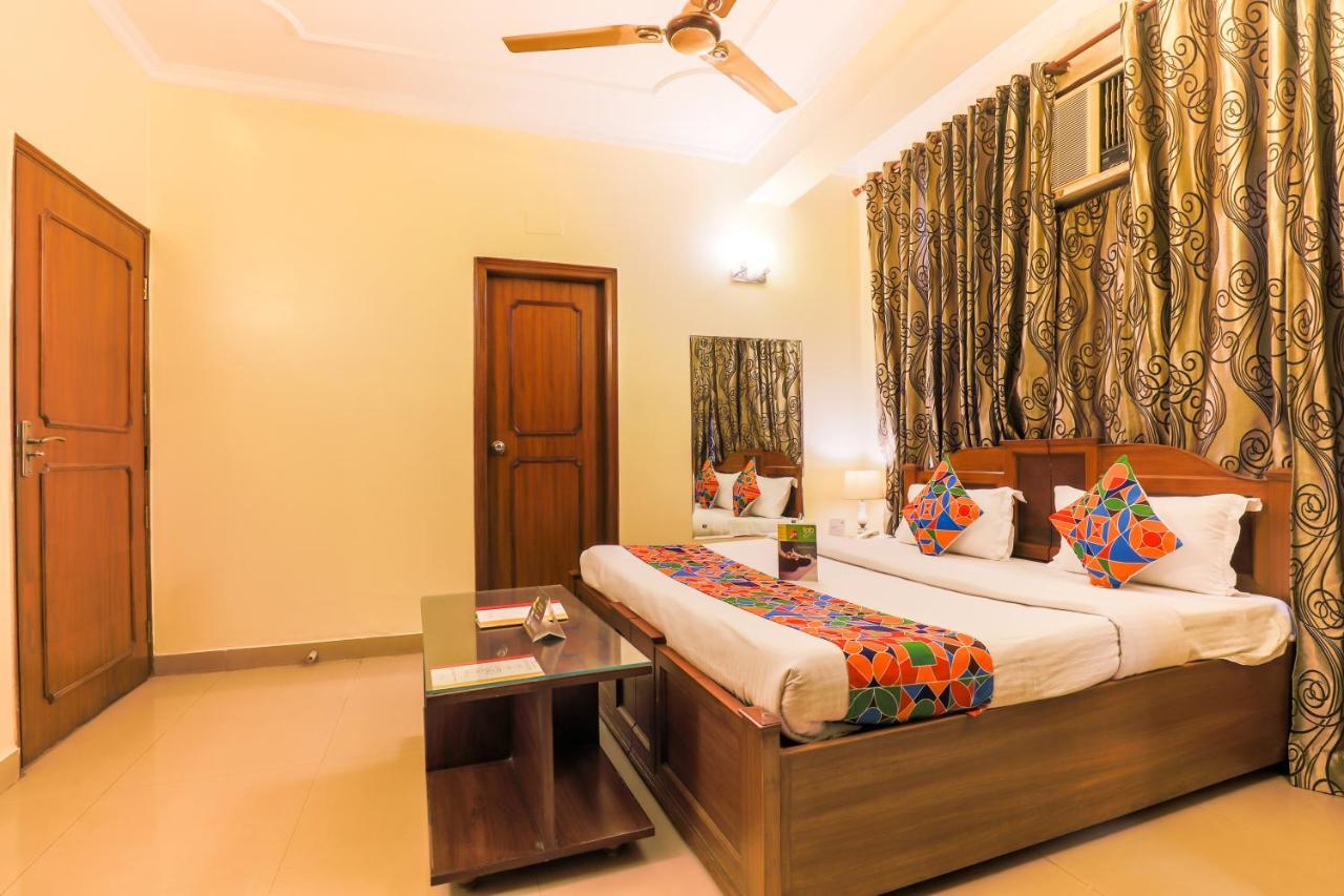 Hotel Kashish residencia&Banquet Noida Exterior foto