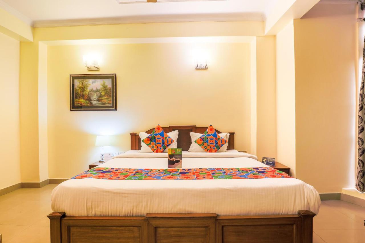 Hotel Kashish residencia&Banquet Noida Exterior foto