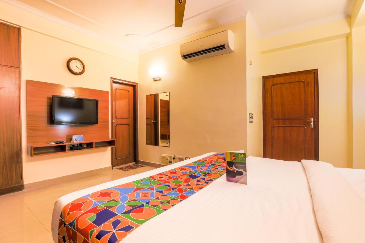 Hotel Kashish residencia&Banquet Noida Exterior foto